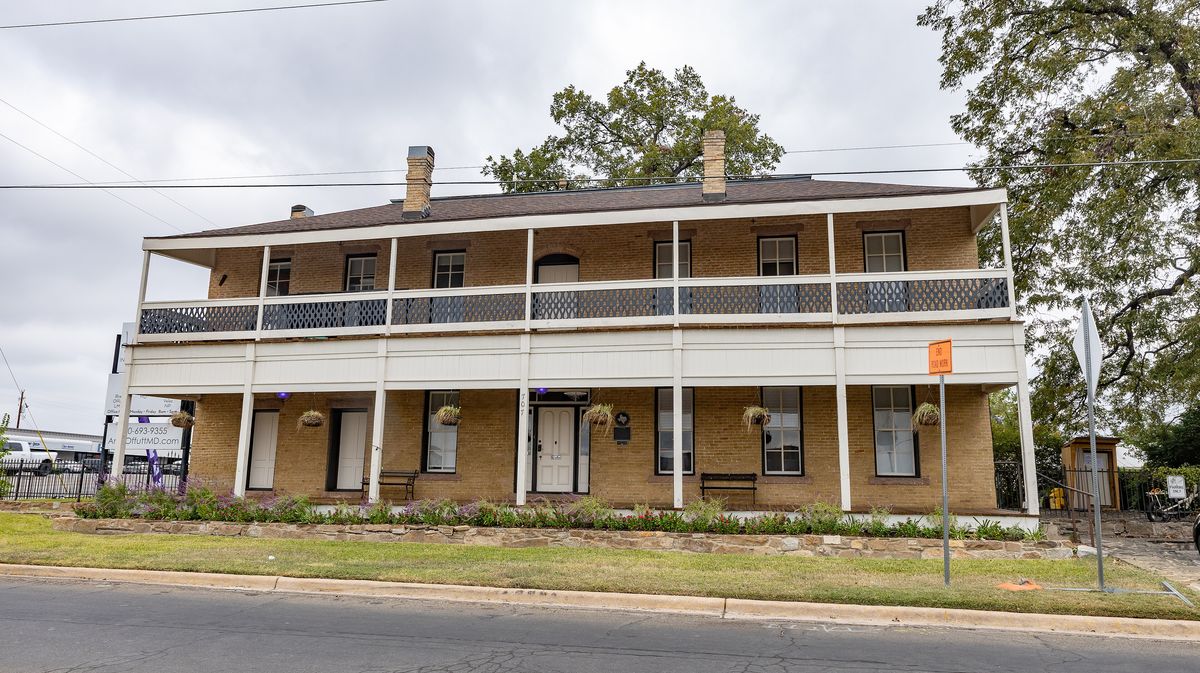 Spicewood / Marble Falls, Austin area